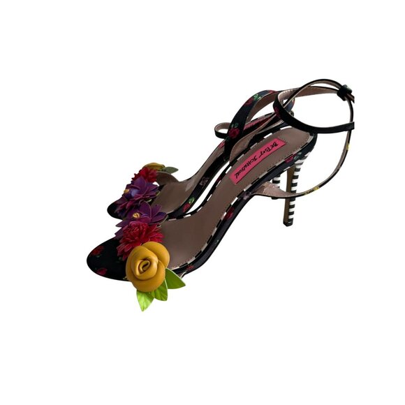 BETSEY JOHNSON Black Floral Ankle Strap Sandals Heels Size 7.5 - Picture 2 of 7